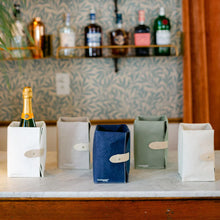 Load image into Gallery viewer, Uashmama Ice-Cube Beverage Chiller - Silver