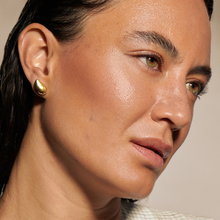 Load image into Gallery viewer, Minori - Mother of Lashes Mascara - Black