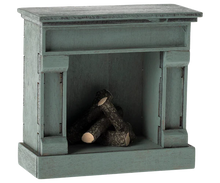 Load image into Gallery viewer, Maileg Fireplace - Mouse - Blue