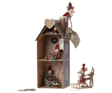 Load image into Gallery viewer, Maileg Gingerbread House - Mouse