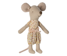 Load image into Gallery viewer, Maileg Little Sister, Mouse in Matchbox
