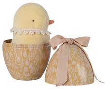 Load image into Gallery viewer, Maileg Easter Easter Egg with Chicken