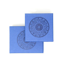 Load image into Gallery viewer, Trovelore Blue Heron Brooch