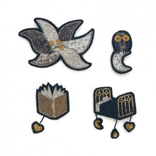 Load image into Gallery viewer, Macon & Lesquoy - Brooch - Looking for the Book