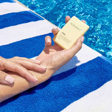 Load image into Gallery viewer, Rejuvenating Lemon Ylang Ylang Refillable Pocket Cleanser