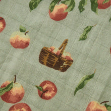 Load image into Gallery viewer, Milkbarn Organic Cotton Two-Piece Burp Cloth Set | Apple Orchard