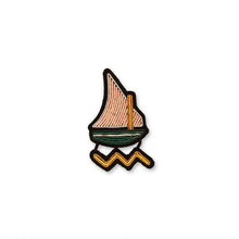 Load image into Gallery viewer, Macon & Lesquoy - Brooch - Felouque