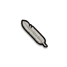 Load image into Gallery viewer, Macon & Lesquoy - Brooch - Small Silver Feather