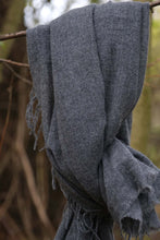 Load image into Gallery viewer, Oats & Rice Airy Cashmere Wrap | Charcoal