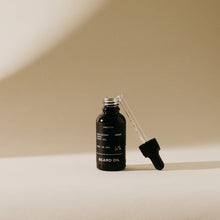 Load image into Gallery viewer, Preston Grooming Beard Oil - Amber | 1 oz.