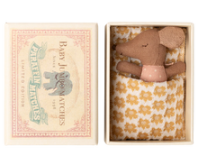 Load image into Gallery viewer, Maileg Sleepy Wakey Baby Mouse in Matchbox - Rose