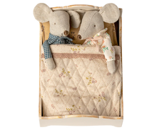 Load image into Gallery viewer, Maileg Bed, Mouse - Off White