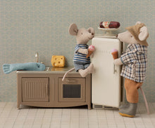 Load image into Gallery viewer, Maileg Fridge, Mouse - Off White