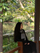 Load image into Gallery viewer, Oats & Rice Coral Keyhole Cashmere Scarf | Green