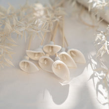 Load image into Gallery viewer, Purely Porcelain Individual Diffuser Flower | Arum Lily