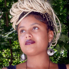 Load image into Gallery viewer, Oropopo Barnacle Bebe Earrings | Mica