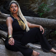 Load image into Gallery viewer, Oropopo Flared Breastplate Necklace | Silver