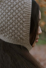 Load image into Gallery viewer, Oats & Rice Cashmere Popcorn Crochet Bonnet | Mushroom Brown