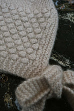 Load image into Gallery viewer, Oats & Rice Cashmere Popcorn Crochet Bonnet | Oatmeal