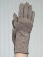 Load image into Gallery viewer, Oats & Rice Rolled Edge Cashmere Gloves | Brown