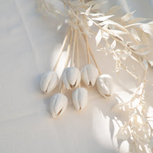 Load image into Gallery viewer, Purely Porcelain Individual Diffuser Flower |Tulip