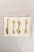 Load image into Gallery viewer, CÂPÂ Medium Leaf Spoon - Brass