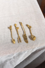 Load image into Gallery viewer, CÂPÂ Leaf Fork - Brass