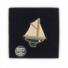 Load image into Gallery viewer, Macon & Lesquoy - Brooch - Sailboat Saint Germain (M box)