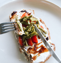 Load image into Gallery viewer, POSHI - Marinated Asparagus - Rosemary & Oregano 4.4oz