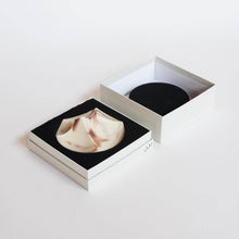 Load image into Gallery viewer, UME Studio - Erode Soap - Lavender Crème