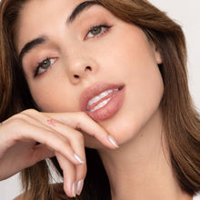 Load image into Gallery viewer, Poppy & Pout - Lip Tint | Roxie