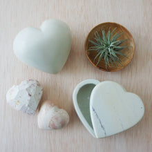 Load image into Gallery viewer, Venture Imports LLC - Heart Box, Natural Stone