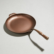 Load image into Gallery viewer, Smithey Ironware Company - Farmhouse Skillet