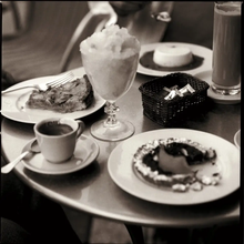 Load image into Gallery viewer, Bella Cucina Dolci Nocciola