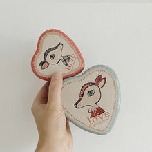 Load image into Gallery viewer, Maileg Love Tin Hearts Set - Bambi