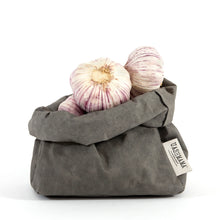 Load image into Gallery viewer, Uashmama Paper Bag - Medium | Peltro