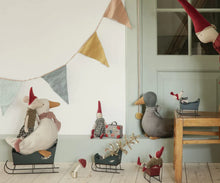 Load image into Gallery viewer, Maileg Sleigh Green - Size: Medium