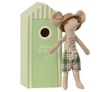 Load image into Gallery viewer, Maileg Beach Mouse - Dad in Cabin de Plage