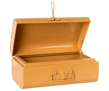 Load image into Gallery viewer, Maileg Storage Suitcase