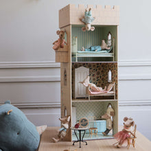 Load image into Gallery viewer, Maileg Castle with Kitchen