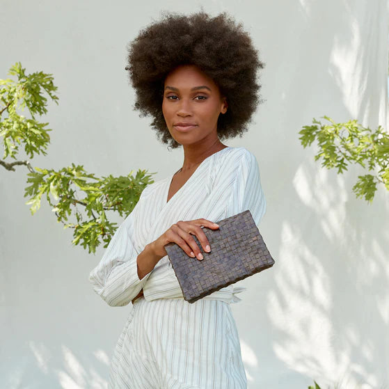 Uashmama Maru Clutch - Small | Platino
