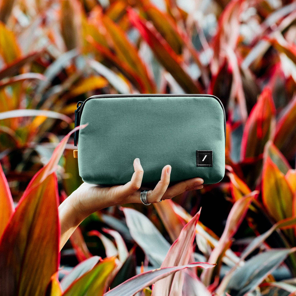 Native Union Paris - W.F.A Tech Organizer: Slate Green