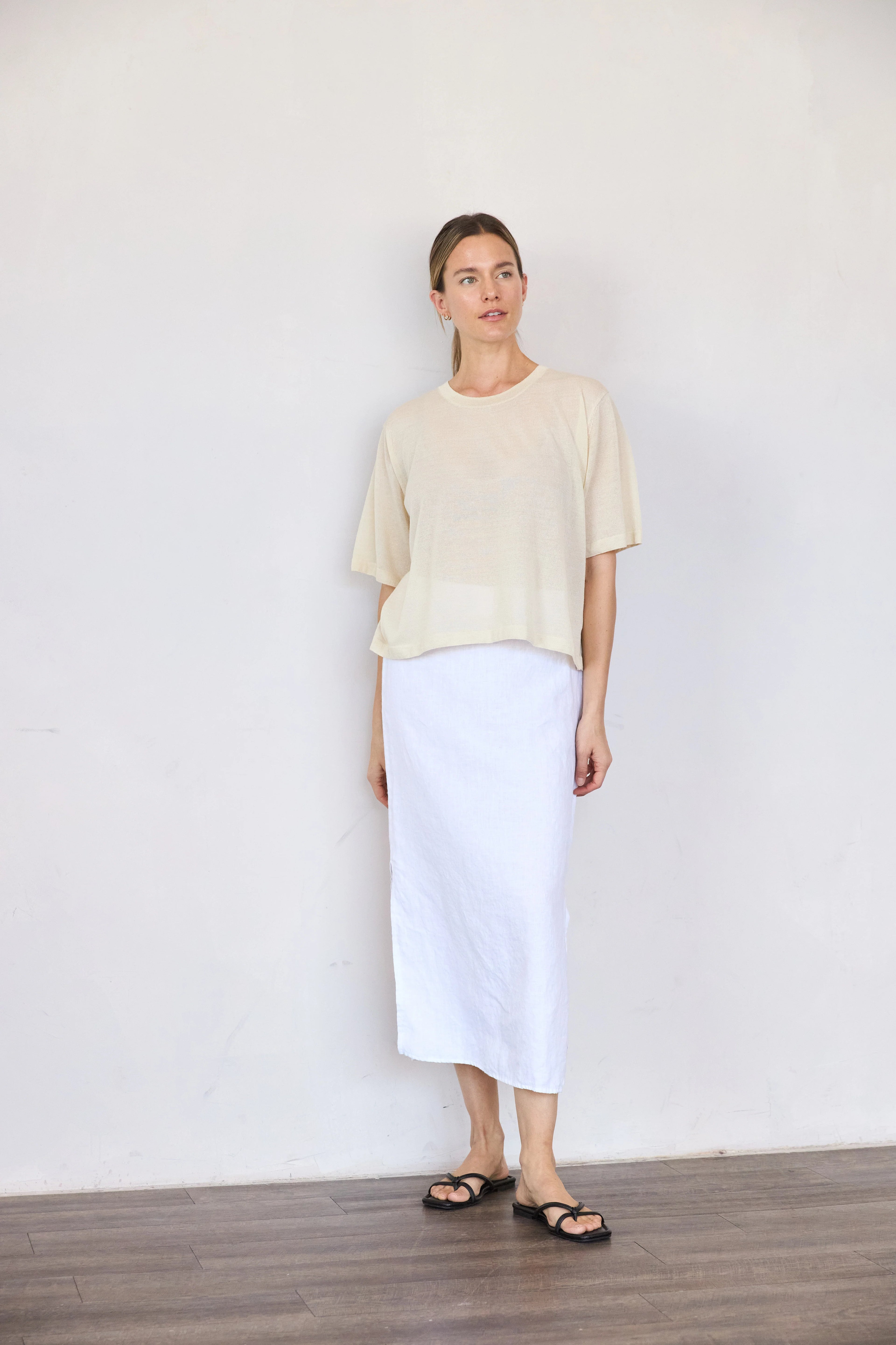 It Is Well L.A Lightweight Short Sleeve Sweater - Yellow