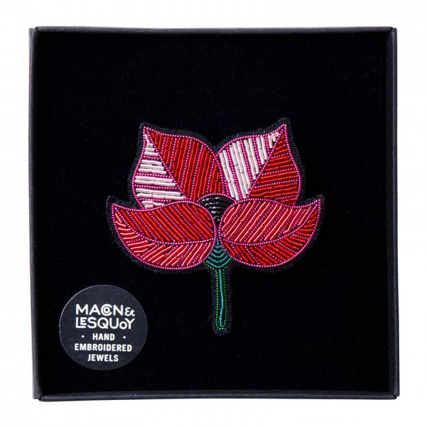 Macon & Lesquoy - Hand embroidered brooch - Poppy