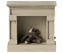 Load image into Gallery viewer, Maileg Fireplace - Vintage Off-White - Mouse
