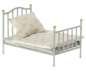 Maileg - Vintage Bed, Mouse - Mint