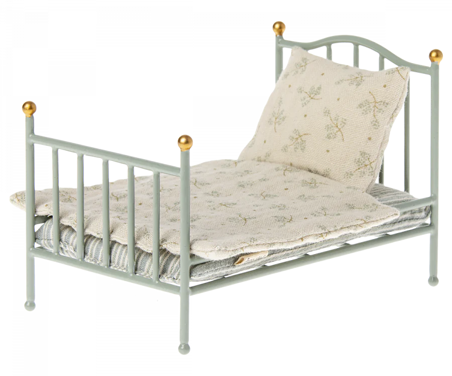 Maileg - Vintage Bed, Mouse - Mint