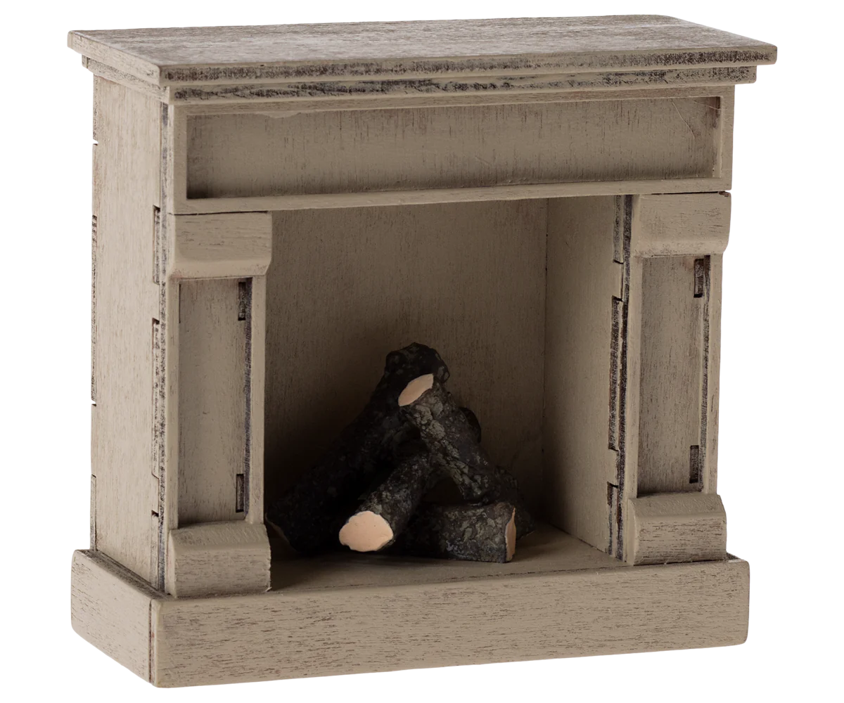 Maileg Fireplace - Mouse - Off White