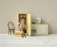 Load image into Gallery viewer, Maileg Mini Fridge - Yellow
