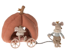 Load image into Gallery viewer, Maileg Pumpkin Carriage, Mouse
